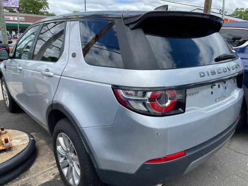 Indus Silver Metallic 2017 Land Rover Discovery Sport SE