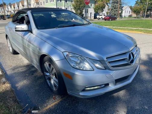 Iridium Silver Metallic 2012 Mercedes-Benz E-Class 2dr Cabriolet E 350 RWD