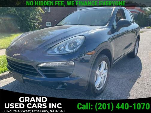 Jet Black Metallic 2011 Porsche Cayenne Cayenne