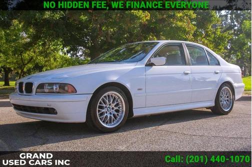 Alpine White 2003 BMW 530 i