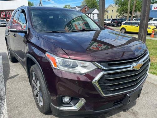 Black Currant Metallic 2019 Chevrolet Traverse LT Leather