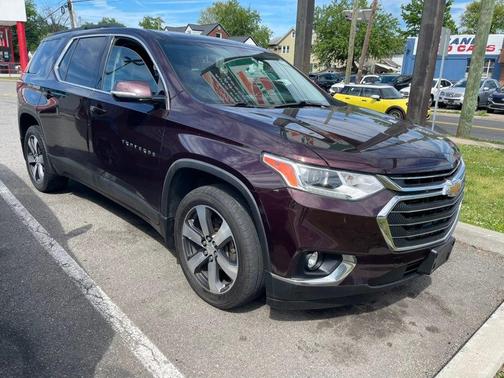 Black Currant Metallic 2019 Chevrolet Traverse LT Leather