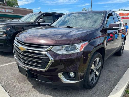 Black Currant Metallic 2019 Chevrolet Traverse LT Leather
