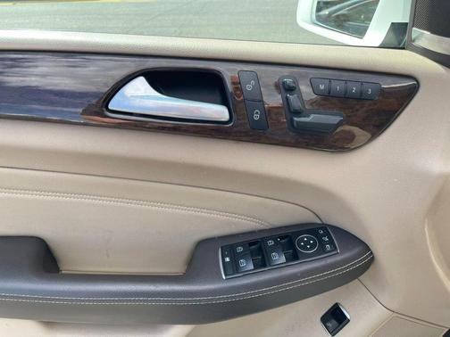 Diamond White Metallic 2014 Mercedes-Benz M-Class 4MATIC