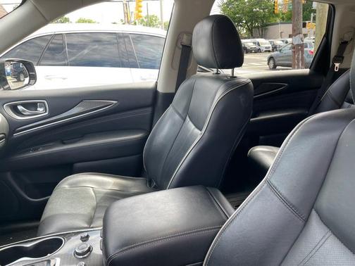 Black Obsidian 2018 INFINITI QX60 Base