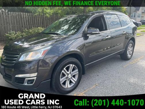 Tungsten Metallic 2017 Chevrolet Traverse 2LT