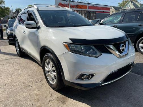 Glacier White 2016 Nissan Rogue SV