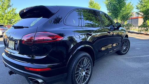 Black 2018 Porsche Cayenne Platinum Edition