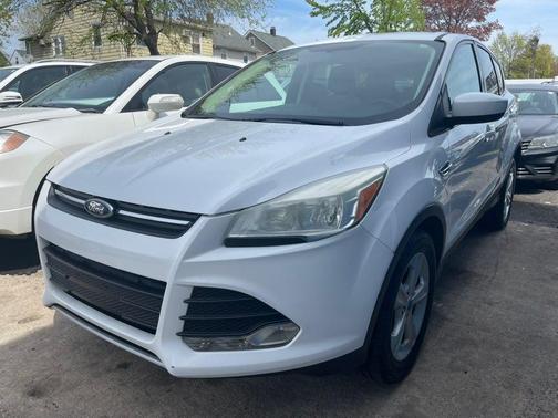 Oxford White 2013 Ford Escape SE