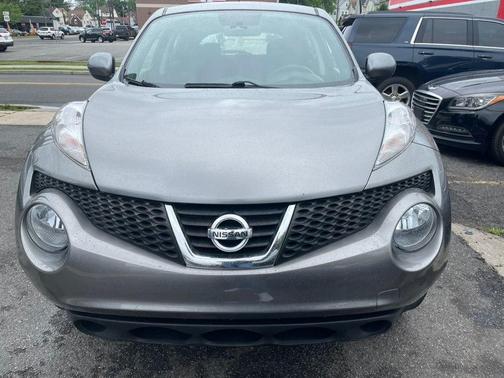 Brilliant Silver 2013 Nissan Juke S