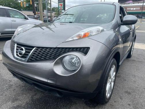 Brilliant Silver 2013 Nissan Juke S