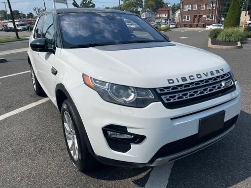 Fuji White 2017 Land Rover Discovery Sport HSE