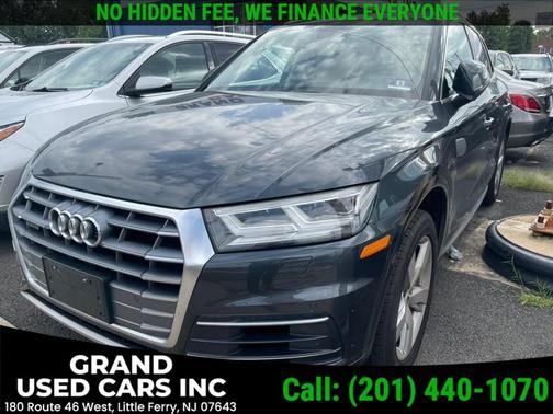 Manhattan Gray Metallic 2019 Audi Q5 2.0T Premium Plus
