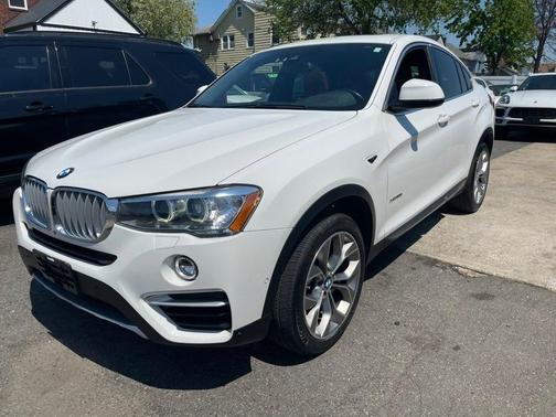 Alpine White 2018 BMW X4 xDrive28i