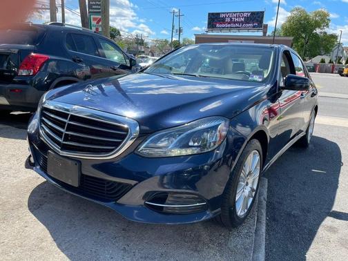 Lunar Blue Metallic 2014 Mercedes-Benz E-Class 4MATIC