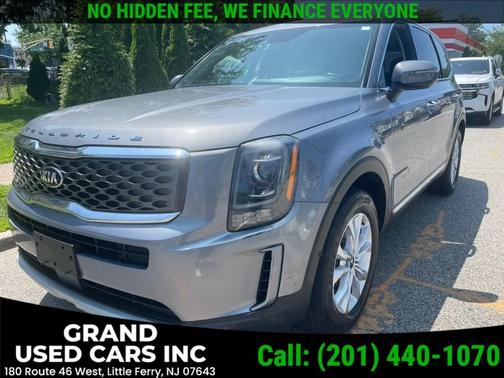 Everlasting Silver 2021 Kia Telluride LX