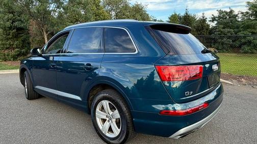 Galaxy Blue Metallic 2018 Audi Q7 2.0T Premium Plus