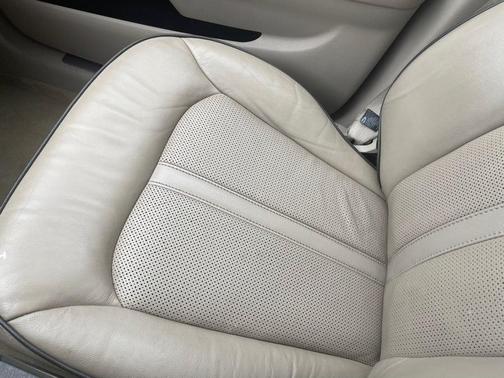 Tuxedo Black Metallic 2013 Lincoln MKX Base