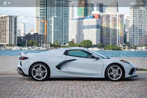 2023 Chevrolet Corvette Stingray w/2LT
