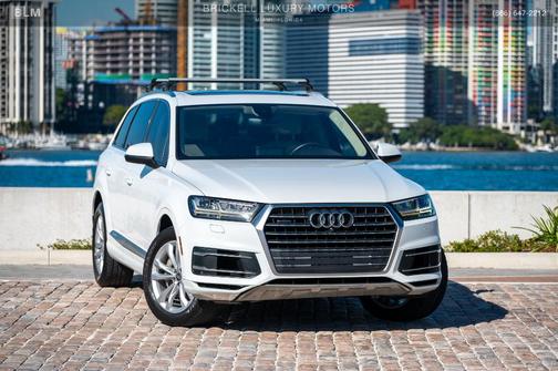 2019 Audi Q7 55 Premium Plus