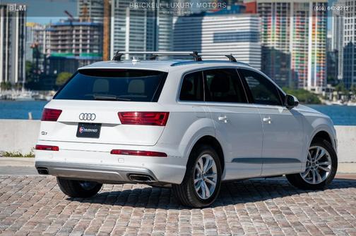2019 Audi Q7 55 Premium Plus