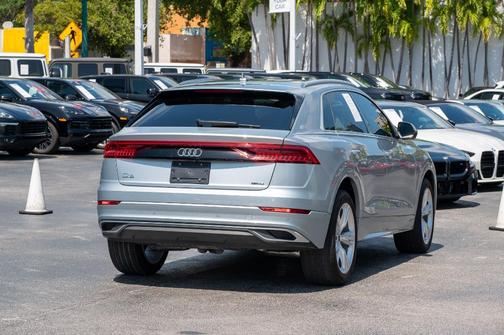 2023 Audi Q8 55 Premium