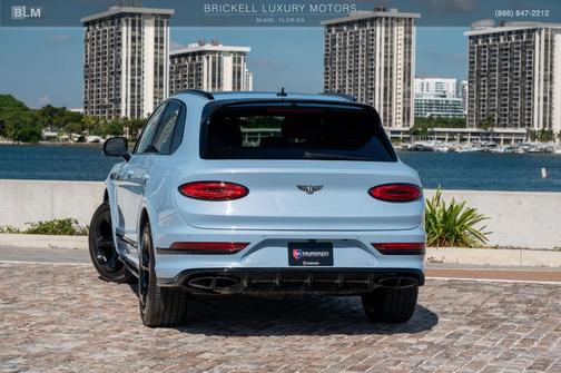 2022 Bentley Bentayga V8