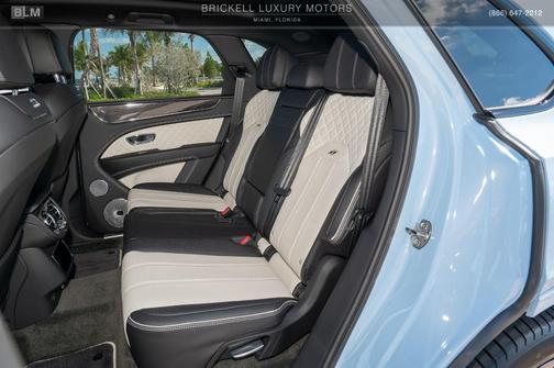2022 Bentley Bentayga V8