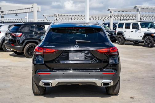 2021 Mercedes-Benz GLA 250 Base