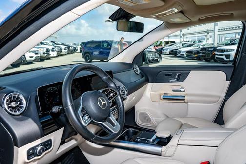 2021 Mercedes-Benz GLA 250 Base