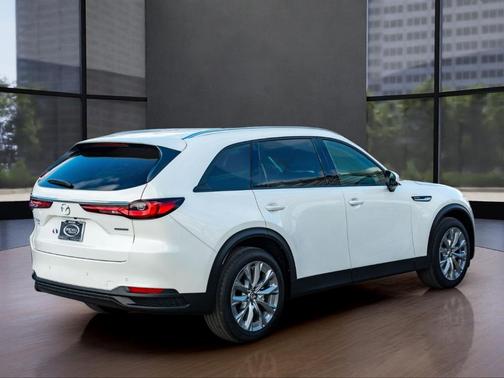 2026 Mazda CX-90 SE