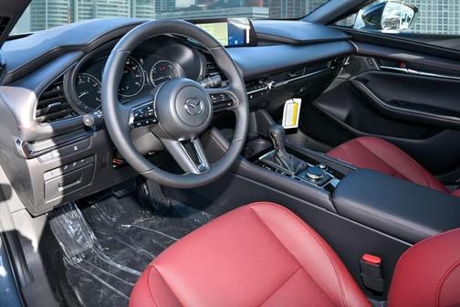 2026 Mazda Mazda3 2.5 S Carbon Edition