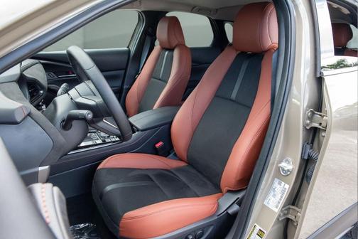 2025 Mazda CX-30 2.5 Carbon Turbo