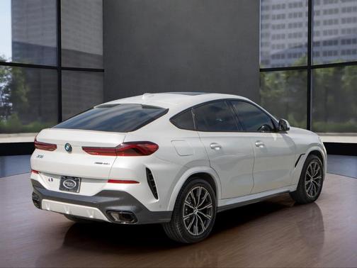 2023 BMW X6 xDrive40i