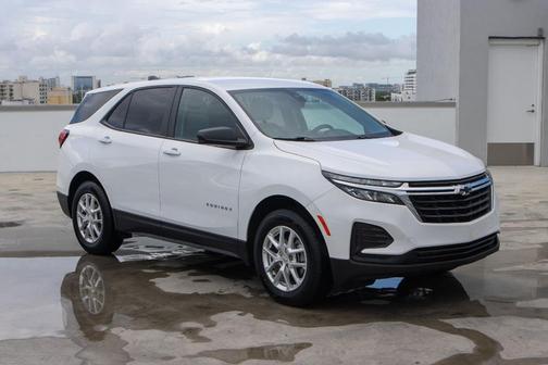 2023 Chevrolet Equinox LS