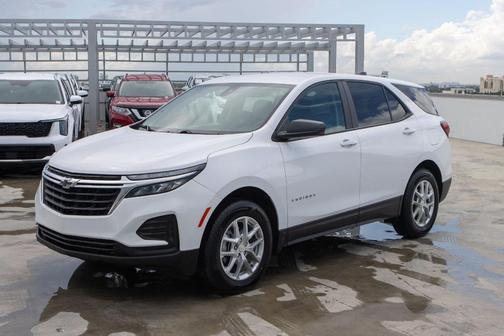 2023 Chevrolet Equinox LS