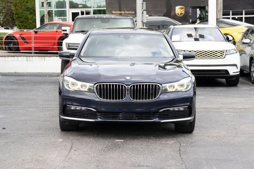 2016 BMW 740 i
