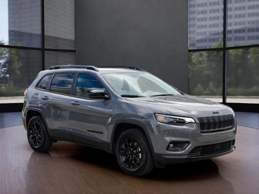 2023 Jeep Cherokee Altitude Lux
