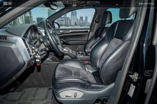 2018 Porsche Cayenne Platinum Edition