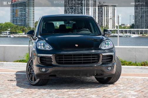 2018 Porsche Cayenne Platinum Edition