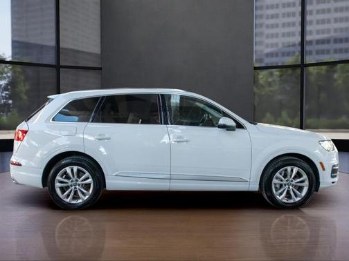 2018 Audi Q7 3.0T Premium Plus