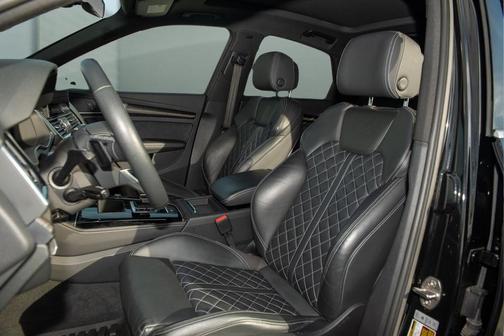 2022 Audi SQ5 3.0T Prestige