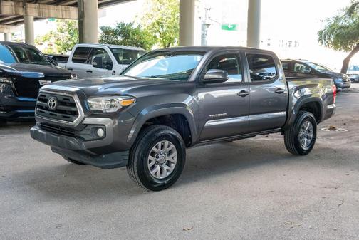 2016 Toyota Tacoma SR5