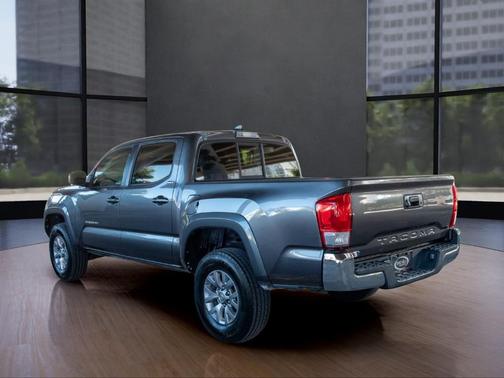 2016 Toyota Tacoma SR5