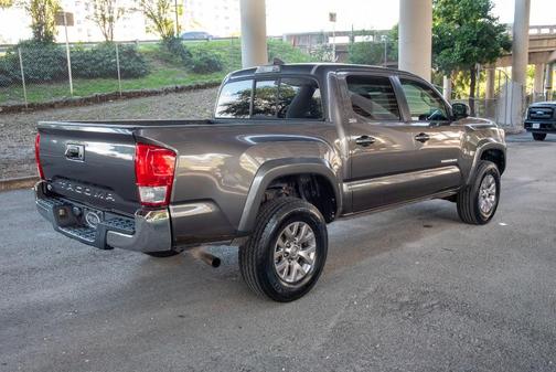 2016 Toyota Tacoma SR5