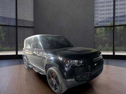 2022 Land Rover Defender 110 S