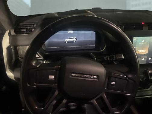 2022 Land Rover Defender 110 S