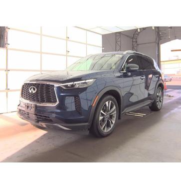 2022 INFINITI QX60 Luxe