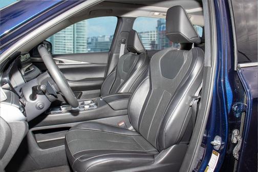 2022 INFINITI QX60 Luxe