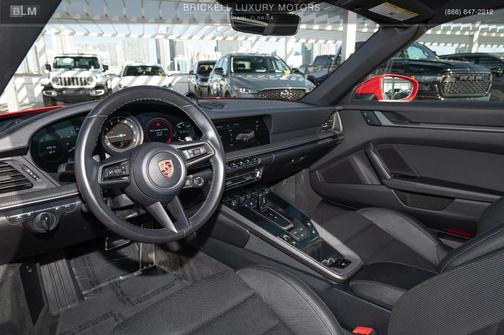 2023 Porsche 911 Carrera
